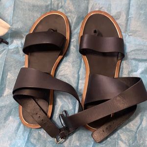 Vince Mailin Sandals